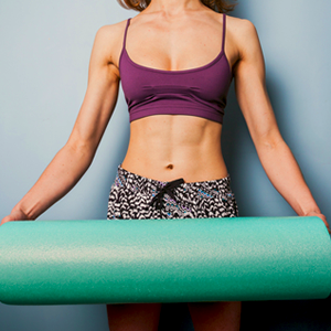 1475625478_Foam-Rolling-Basics-Upper-Body_1