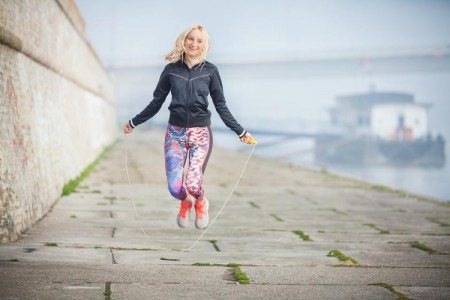 1475624449_7-Best-Fat-Blasting-Exercises_1