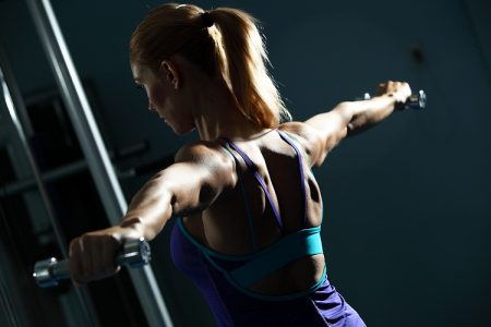1475625772_Sexy-Summer-Shoulders-Workout_1