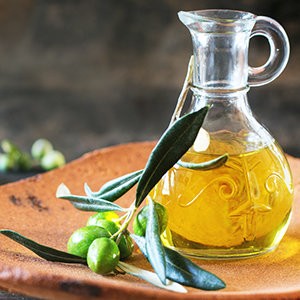 1475628585_50-Benefits-of-Olive-Oil_1